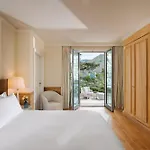 מלון Mandarin Oriental, Di