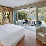 Mandarin Oriental, Di מלון בלביו