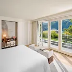 Mandarin Oriental, Di 5* בלביו