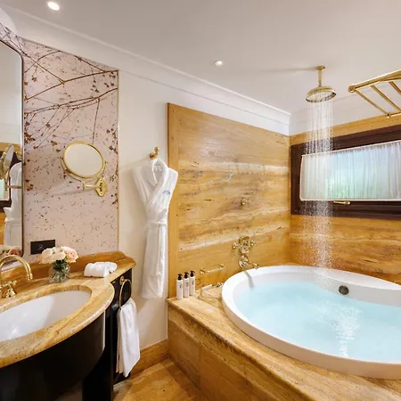 Mandarin Oriental, Di Hotel